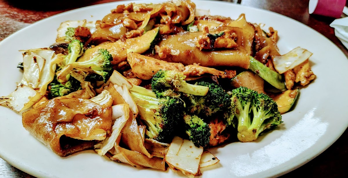 Banner Baisi Thai Restaurant 02